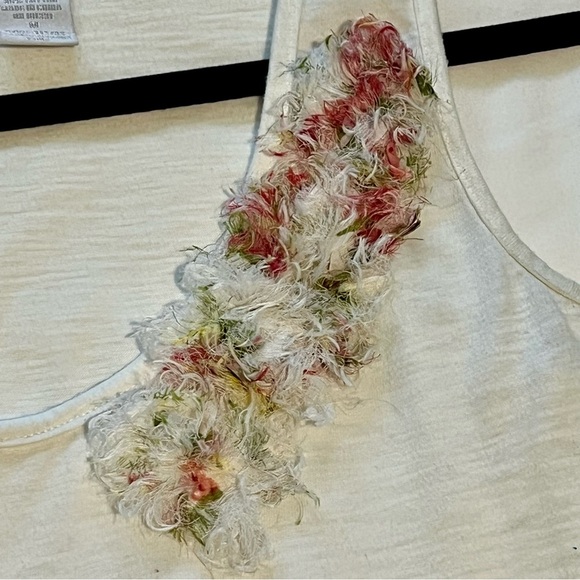 Y2K Charlotte Russe Floral Embellished White Tank Top - Picture 2 of 5